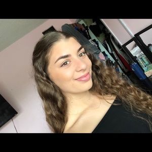 Meet your Posher, Lillian